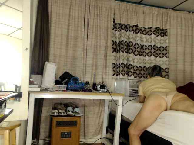 FIXMYASSTOO webcam