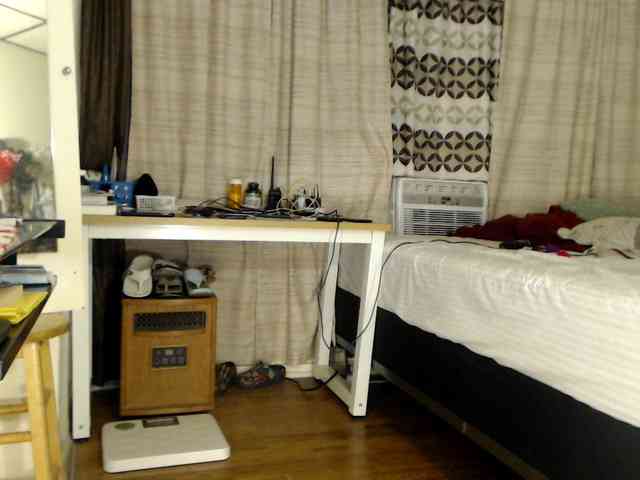 FIXMYASSTOO webcam
