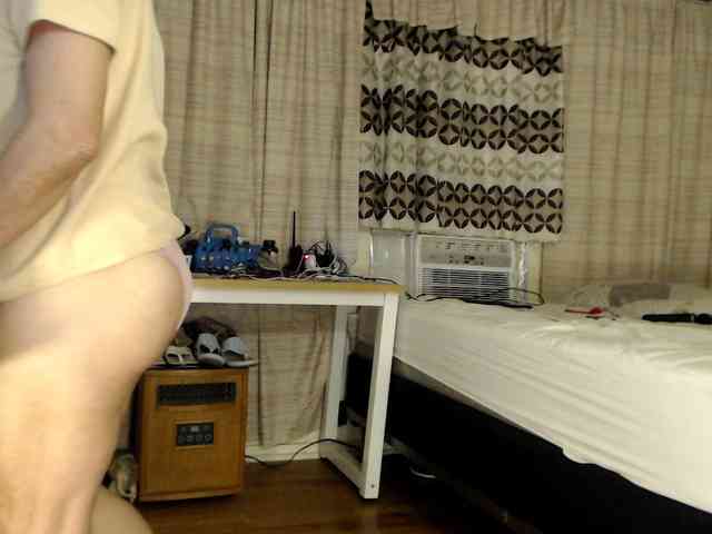 FIXMYASSTOO webcam