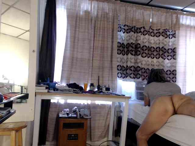 FIXMYASSTOO webcam