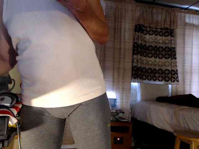 FIXMYASSTOO webcam