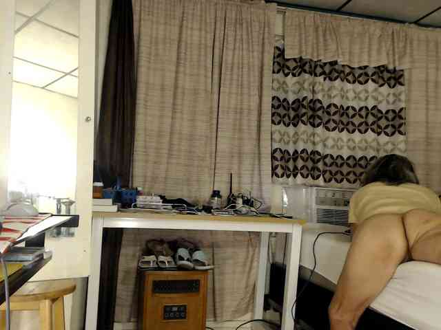 FIXMYASSTOO webcam