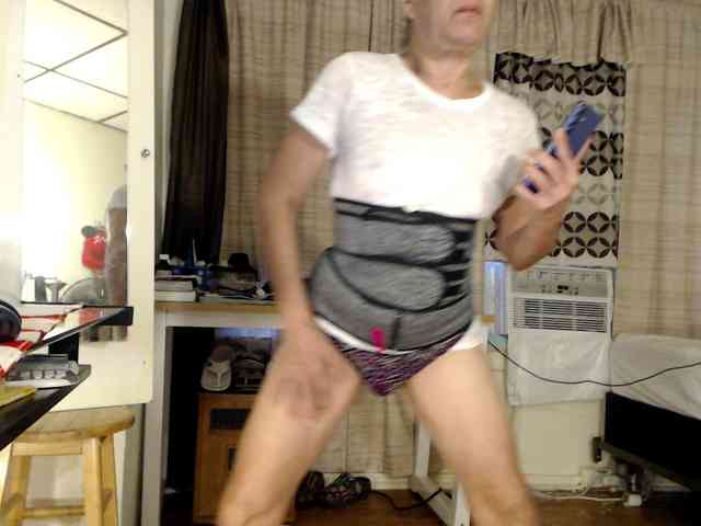 FIXMYASSTOO webcam