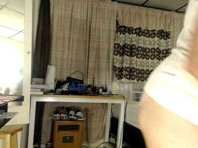 FIXMYASSTOO webcam