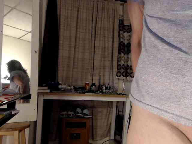 FIXMYASSTOO webcam