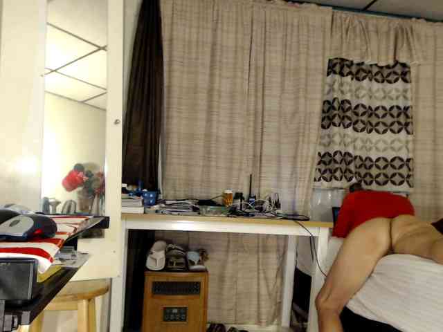 FIXMYASSTOO webcam