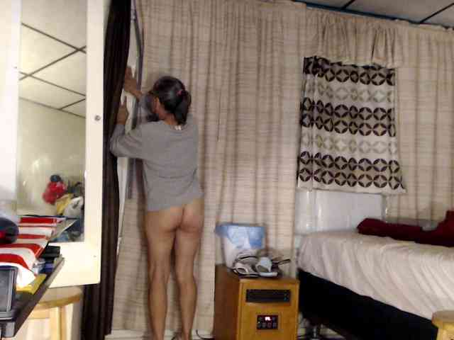 FIXMYASSTOO webcam