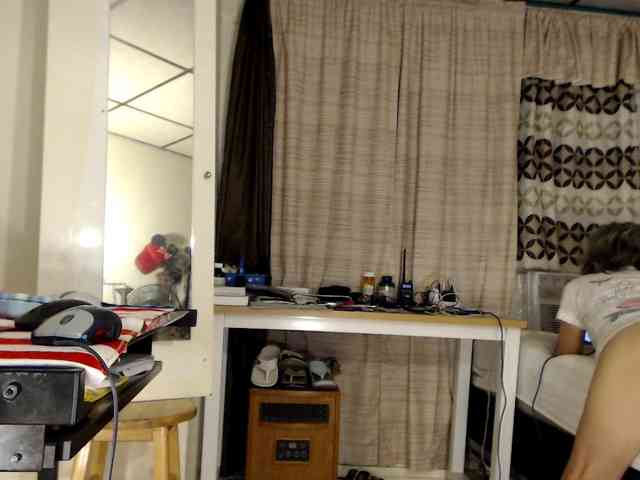 FIXMYASSTOO webcam