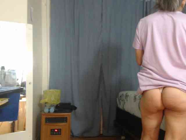 AnalTaxi Live Webcam on BongaCams