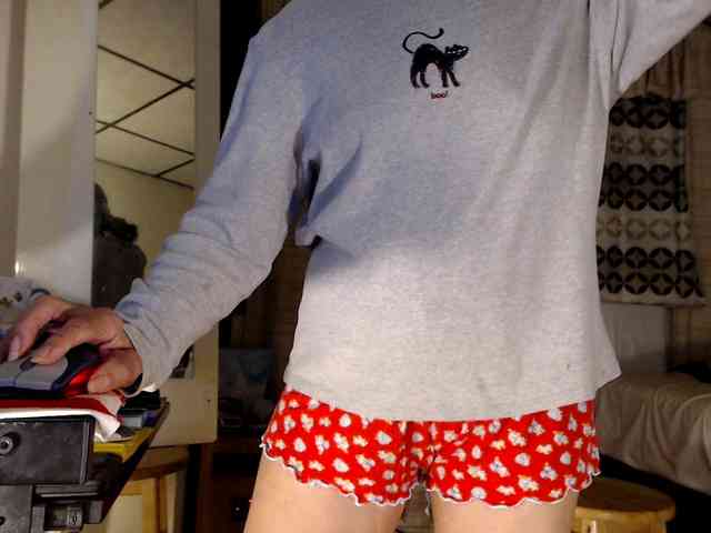 FIXMYASSTOO webcam