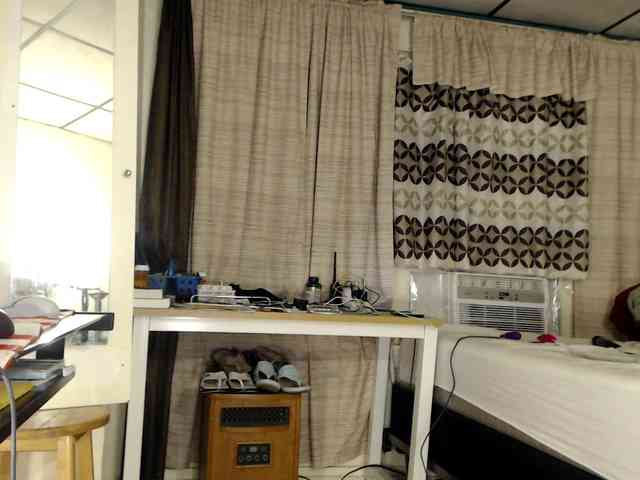 FIXMYASSTOO webcam