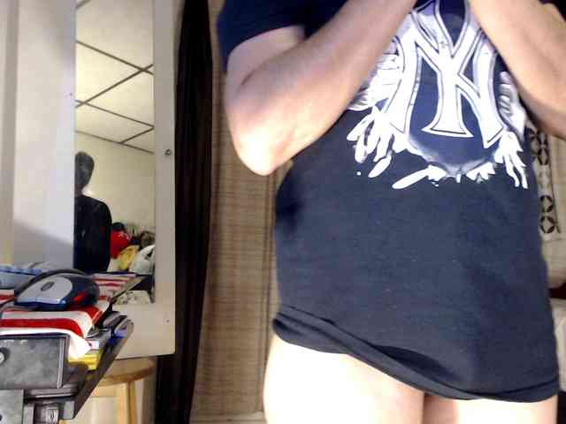FIXMYASSTOO webcam