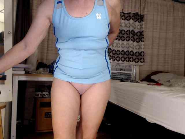 FIXMYASSTOO webcam