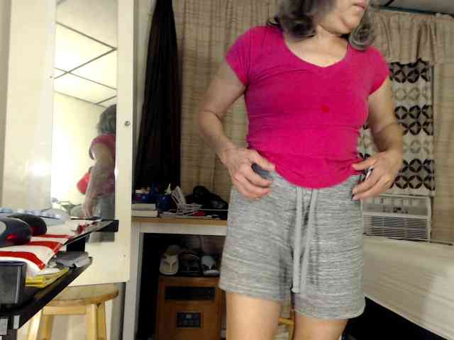 FIXMYASSTOO webcam