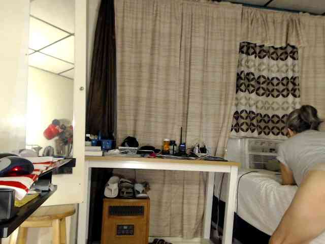 FIXMYASSTOO webcam