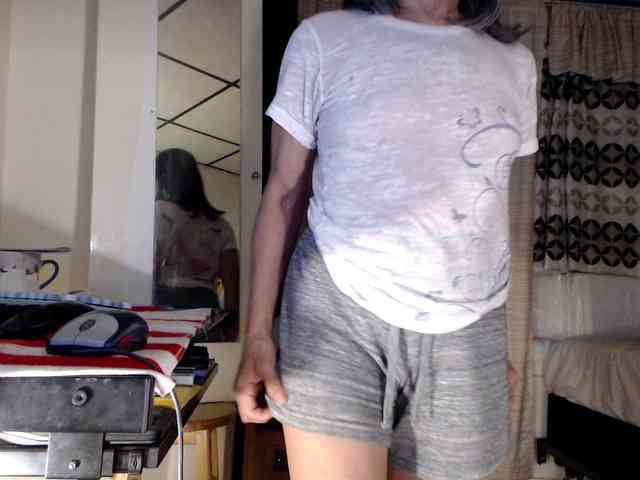 FIXMYASSTOO webcam
