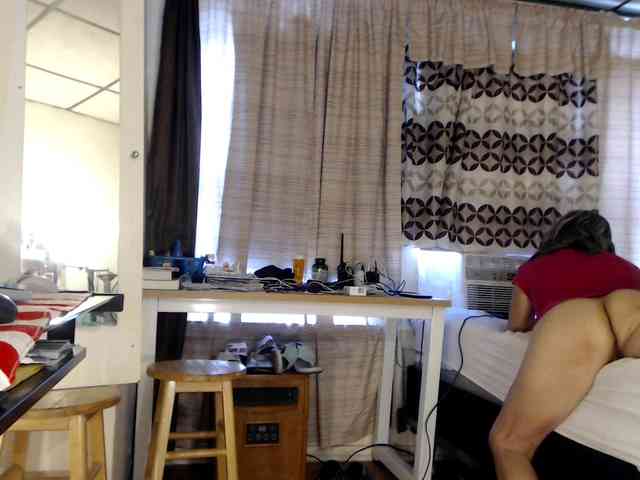 FIXMYASSTOO webcam