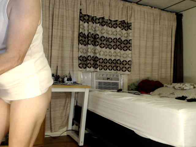 FIXMYASSTOO webcam