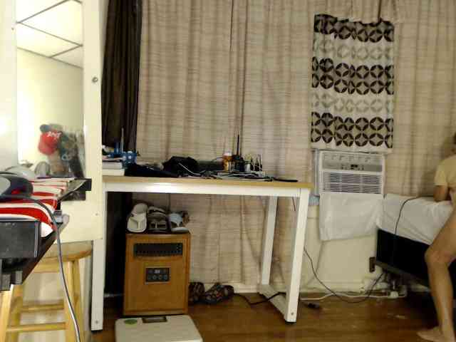 FIXMYASSTOO webcam