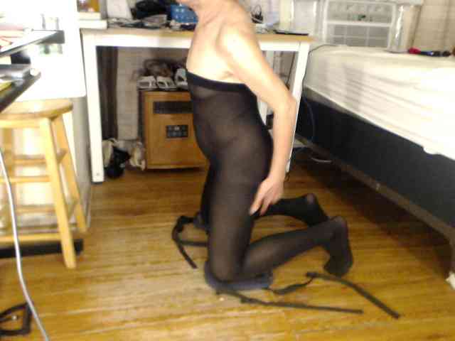 FIXMYASSTOO webcam