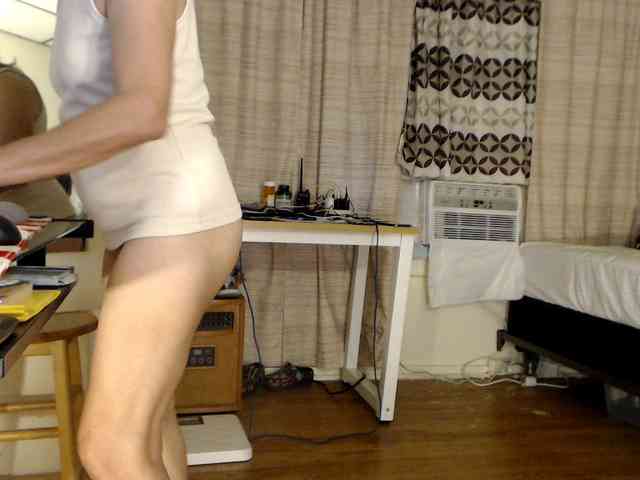 FIXMYASSTOO webcam