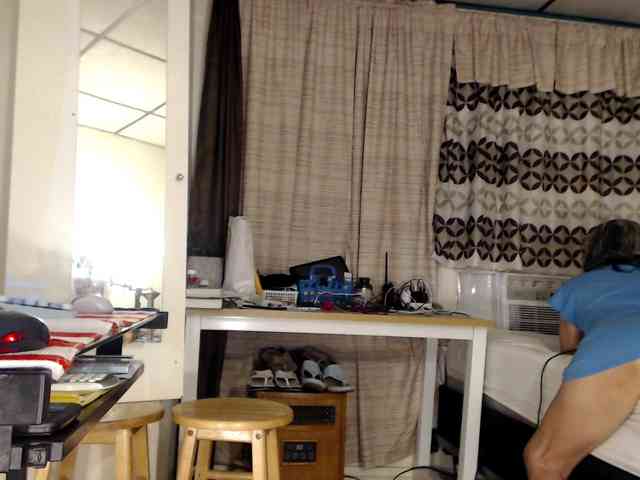FIXMYASSTOO webcam