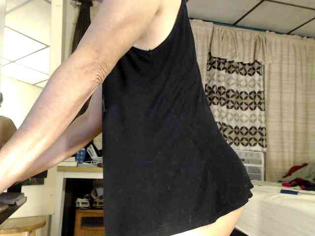 FIXMYASSTOO webcam