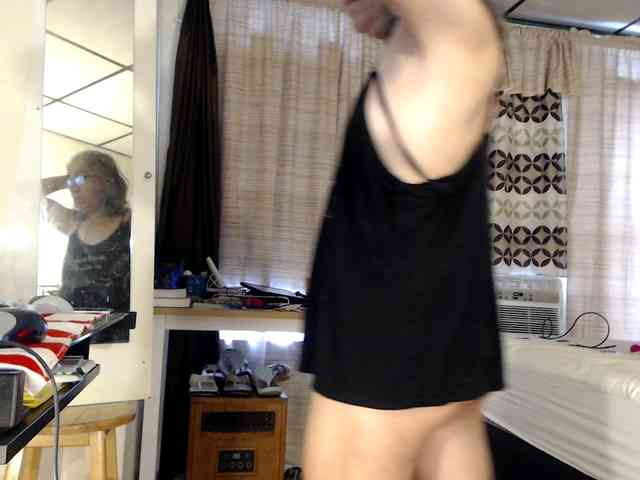 FIXMYASSTOO webcam