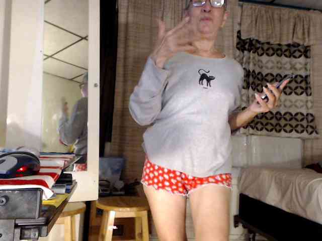 FIXMYASSTOO webcam