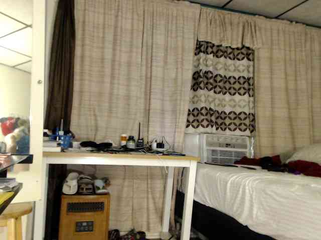 FIXMYASSTOO webcam