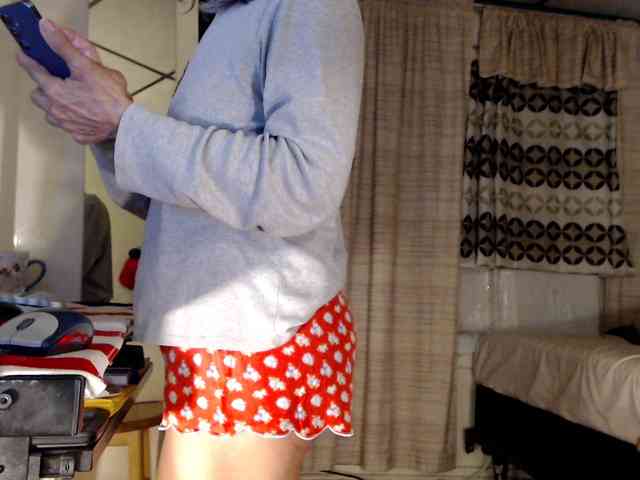 FIXMYASSTOO webcam