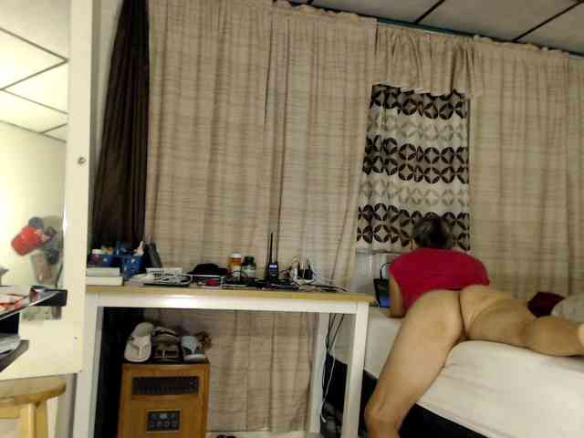FIXMYASSTOO webcam
