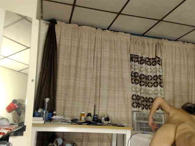 FIXMYASSTOO webcam