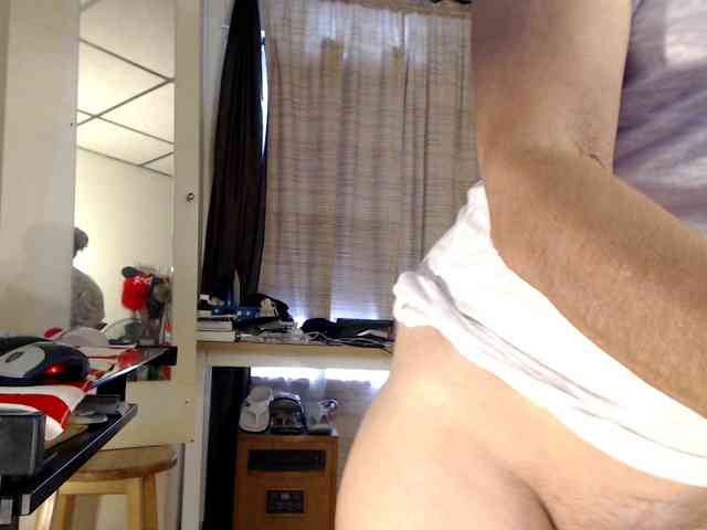 FIXMYASSTOO webcam