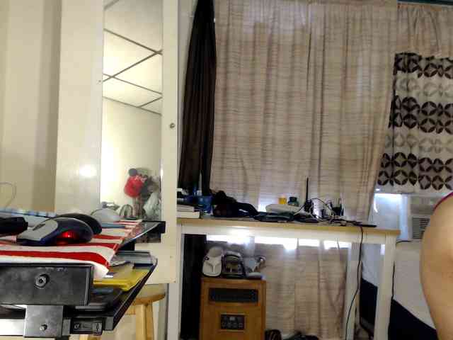 FIXMYASSTOO webcam