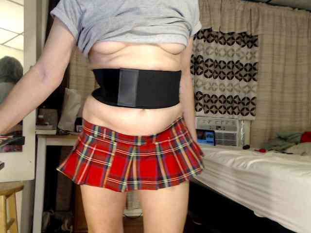 FIXMYASSTOO webcam