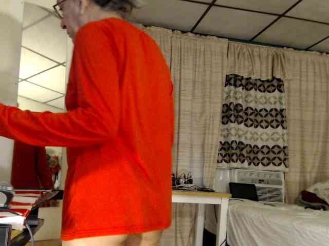 FIXMYASSTOO webcam