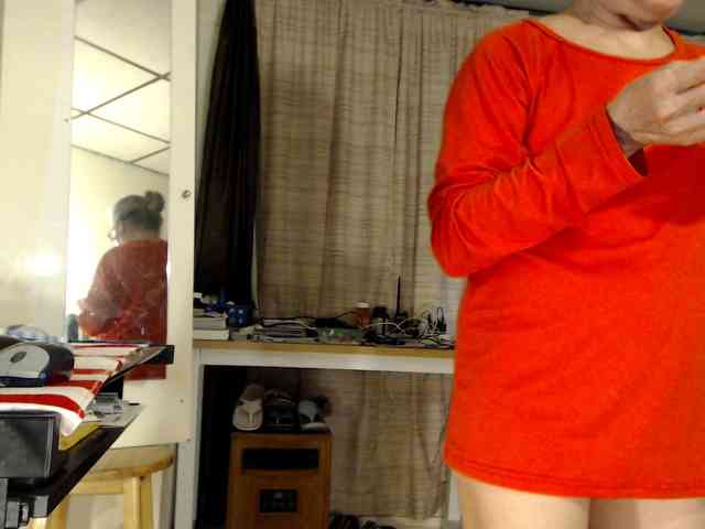 FIXMYASSTOO webcam