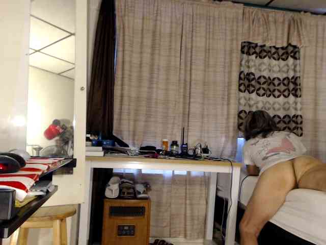 FIXMYASSTOO webcam