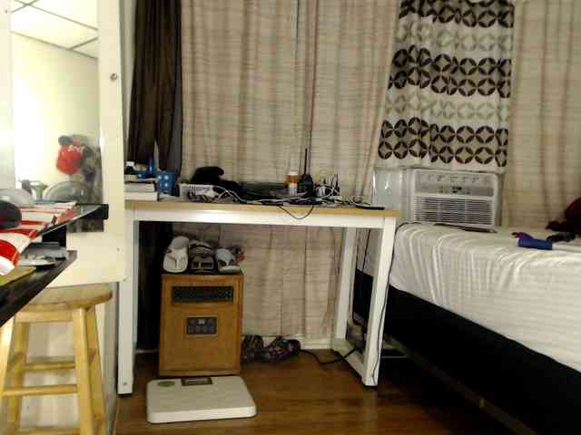 FIXMYASSTOO webcam