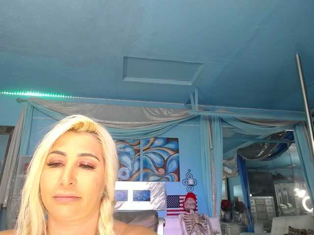 adrianna_fox live sex