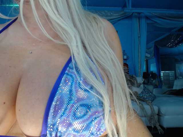 Preview of adrianna_fox