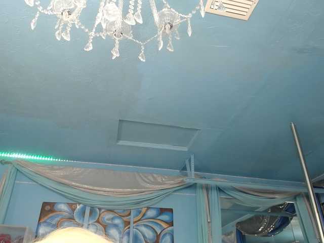 adrianna_fox from BongaCams