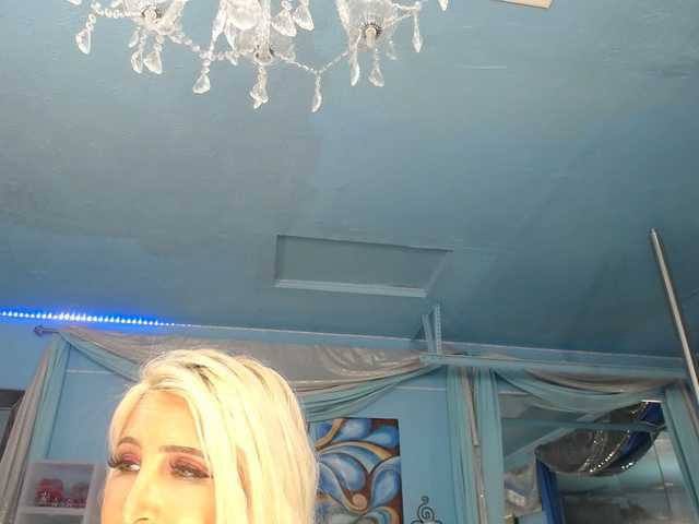 adrianna_fox live sex show