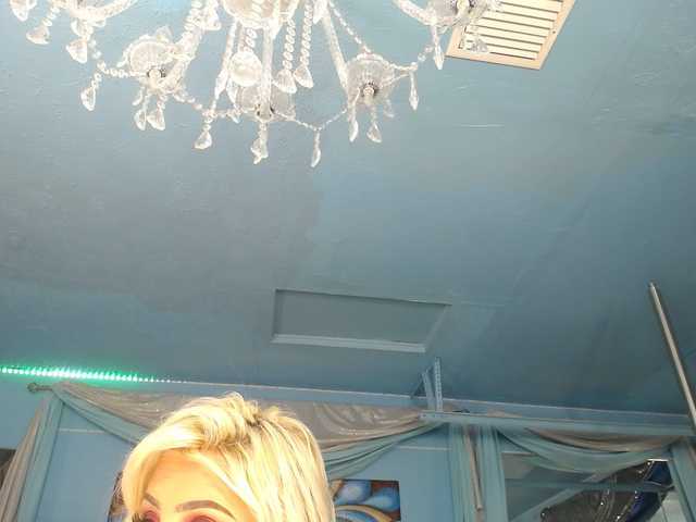 Preview of adrianna_fox