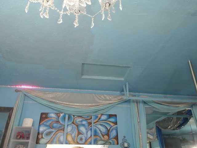 adrianna_fox's BongaCams show and profile