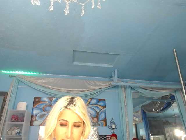 adrianna_fox live sex show