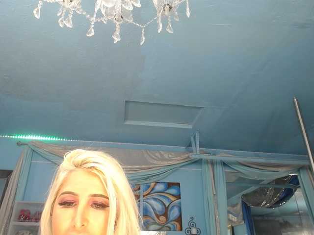 Preview of adrianna_fox