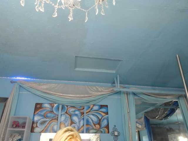 Preview of adrianna_fox