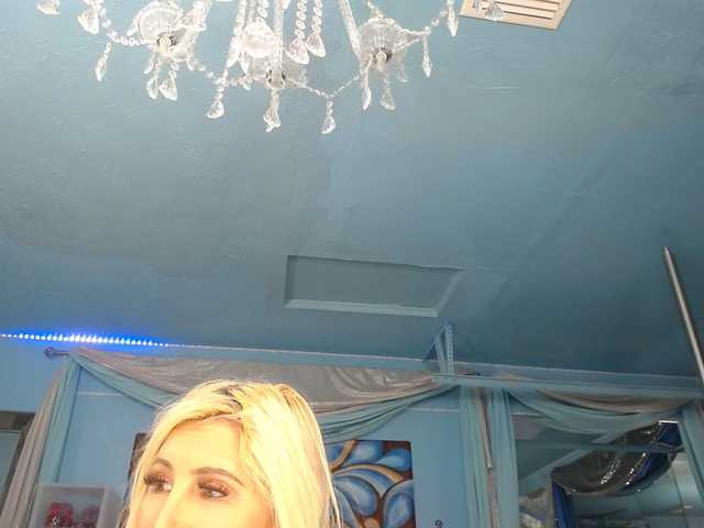 adrianna_fox live sex show